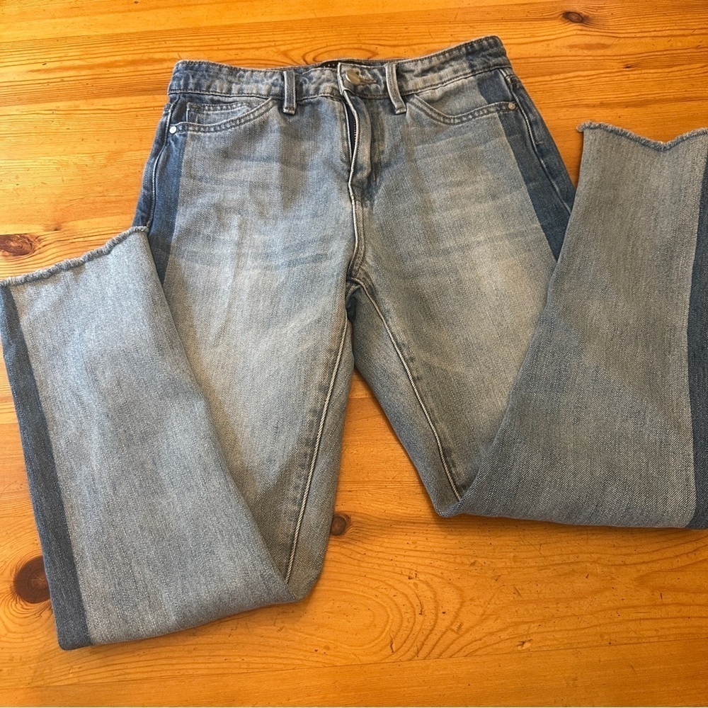 sanctuary denim jeans size 24 light and dark
Denim two toned